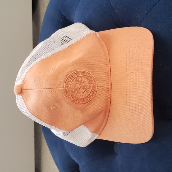 **HOST PICK Tennessee Volunteers Ball Caps(bundle of 2) - Picture 6 of 8